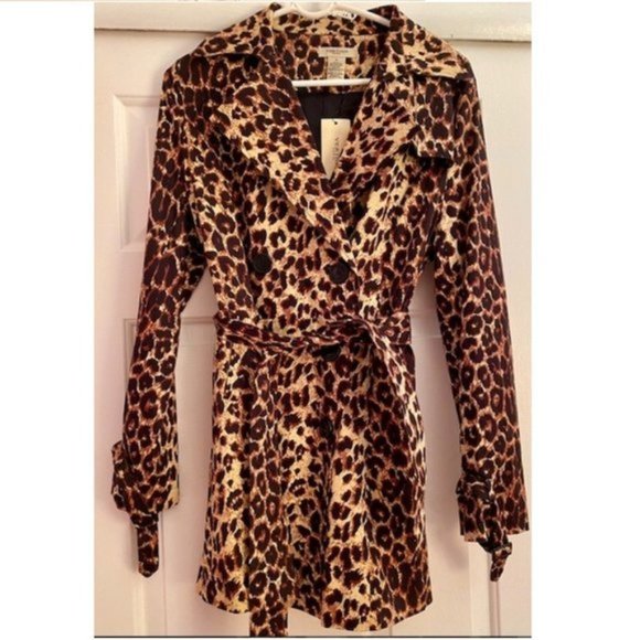 Vertigo Paris Jackets & Blazers - NWT Cheetah Print Trench Coat Jacket (Vertigo)